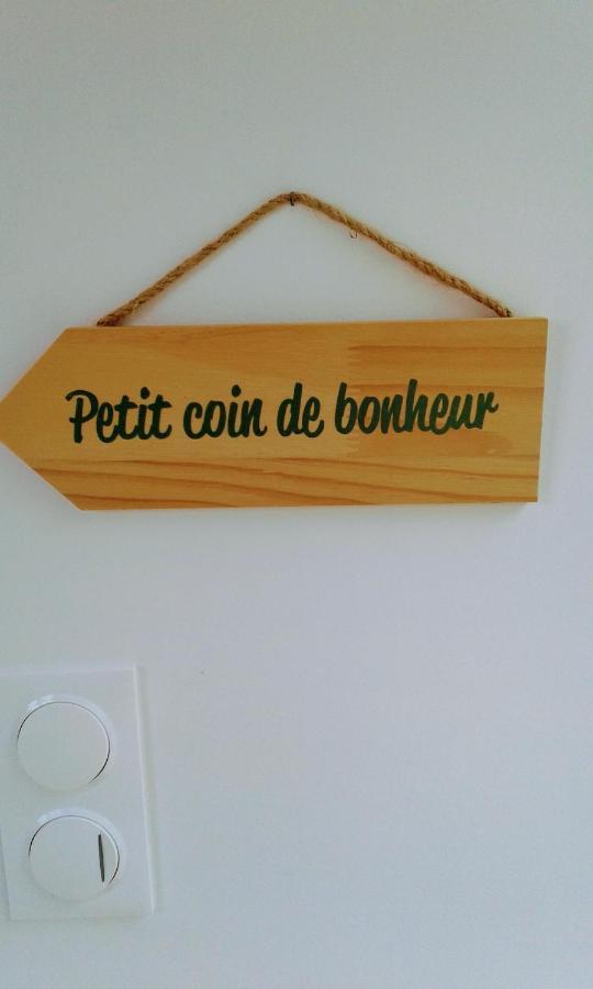 D Hotes Avec 2 Petits Dejeuners Ou Hébergement de vacances *
